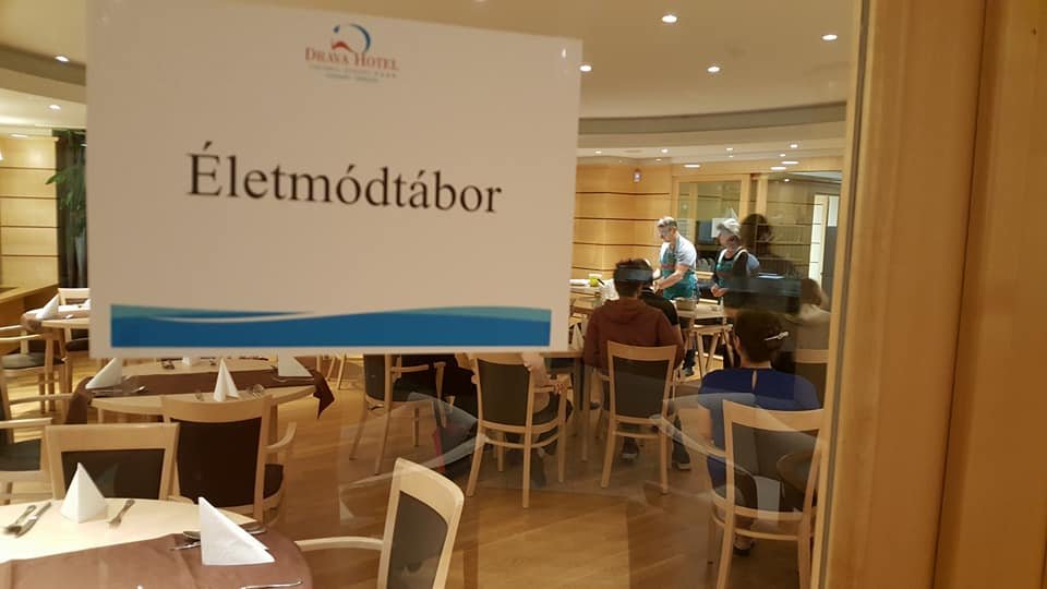 23658565_2154594594566055_4565854827038236066_n